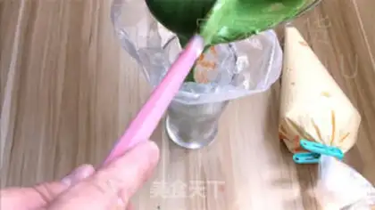 Make Tea marble cake rolls step 10