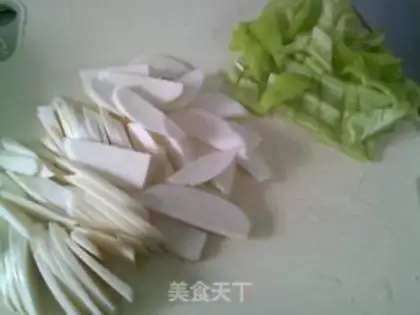 Make Pyramid shrimp is fried white step 1