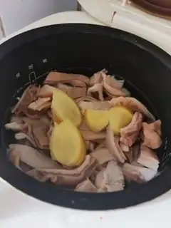 Make Pork belly omelet soup step 2