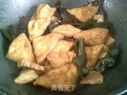 Make Pork seaweed oil triangle step 10