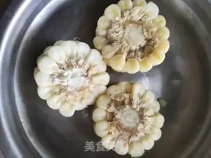 Make Apple corn bone soup step 2