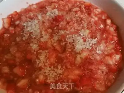 Make Strawberry sauce step 3