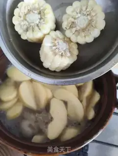 Make Apple corn bone soup step 5