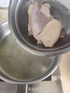 Make Four seasons of beans and a thousand chicken legs step 3