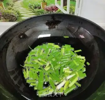 Make Onion noodles step 2