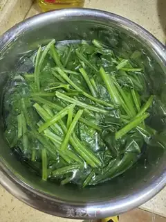 Make Spinach eggs step 3