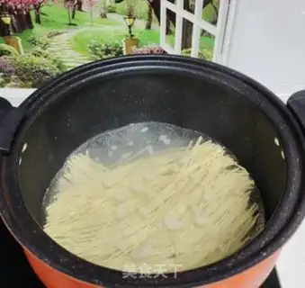 Make Onion noodles step 5