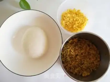 Make Carrot eggs step 1