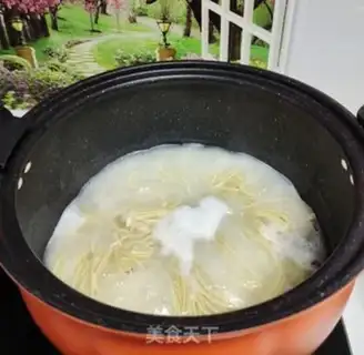 Make Onion noodles step 6