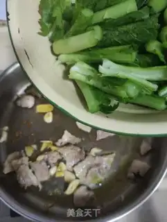 Make Meatloaf and spring vegetables step 6