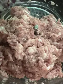 Make Onion meatloaf step 1