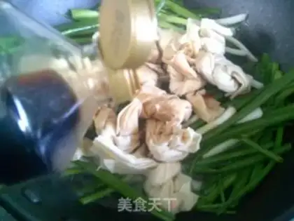 Make Onion burning leaf knots step 3