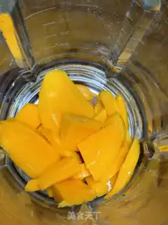 Make Mango Jell-O step 1