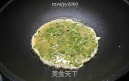 Make Scrambled eggs step 3