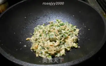 Make Scrambled eggs step 4