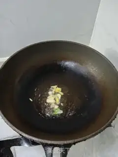 Make Shrimp fried storks step 6