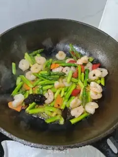 Make Shrimp fried storks step 8