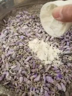 Make Vivine flower step 6