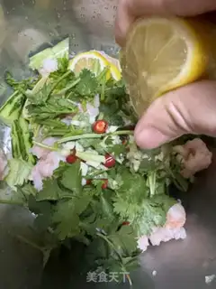 Make The cucumber with shrimp step 6