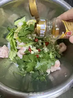 Make The cucumber with shrimp step 7