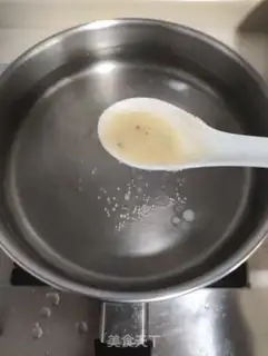 Make Garlic on the sea green step 2