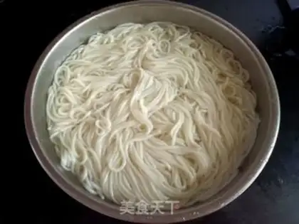 Make Jiangxi rice powder step 0