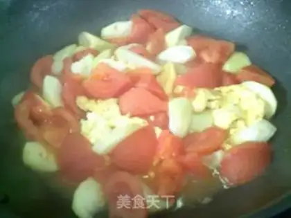 Make Eggs and tomatoes for the night step 11