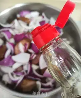 Make Onion fried intestines step 4