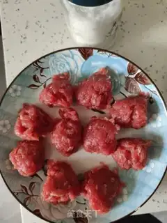 Make Homemade beefballs step 2