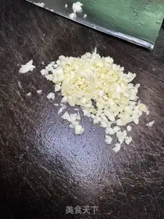Make Garlic sauce step 1