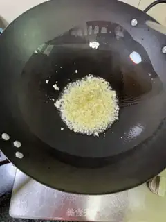 Make Garlic sauce step 4