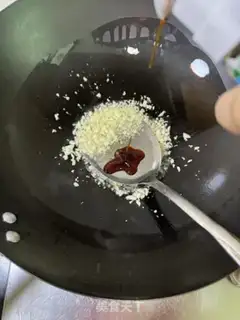 Make Garlic sauce step 5