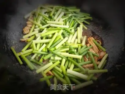 Make Garlic fried meat step 4