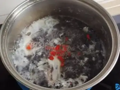 Make Umi makes egg soup step 3