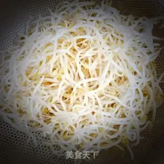 Make Bean sprouts step 3