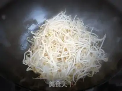 Make Bean sprouts step 4