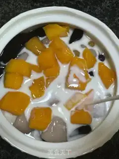 Make Mango tart and black powder step 13