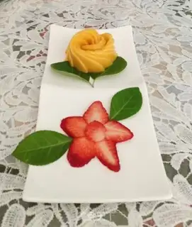 Make Fruit Tray step 3