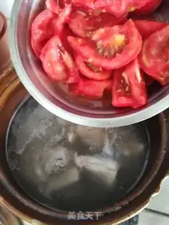 Make Smelon tomatoes bone soup step 4