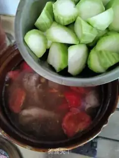 Make Smelon tomatoes bone soup step 5