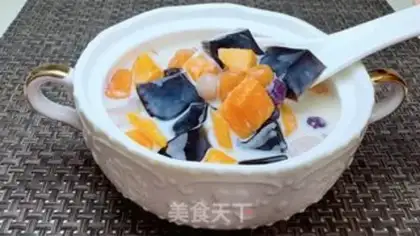 Make Mango tart and black powder step 16