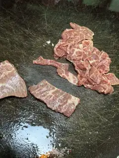 Make Suffering beef fried rice step 0