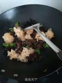 Make Two ears, lamb step 4