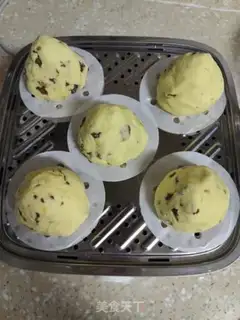 Make Yellow rice nest step 12