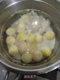 Make Burdened egg soup step 3