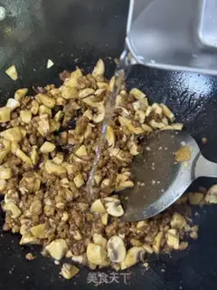 Make Mouth of mushrooms step 7