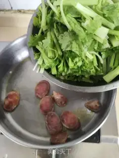 Make Weenie fried celery step 4