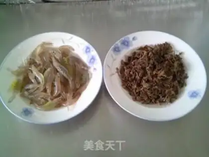Make Plum and prawn step 0