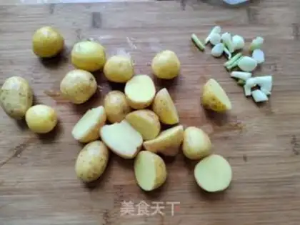 Make Potato ommy rice step 1