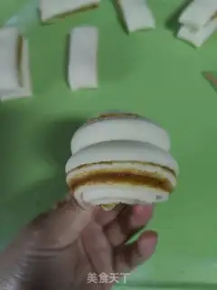 Make Sofa rolls step 15